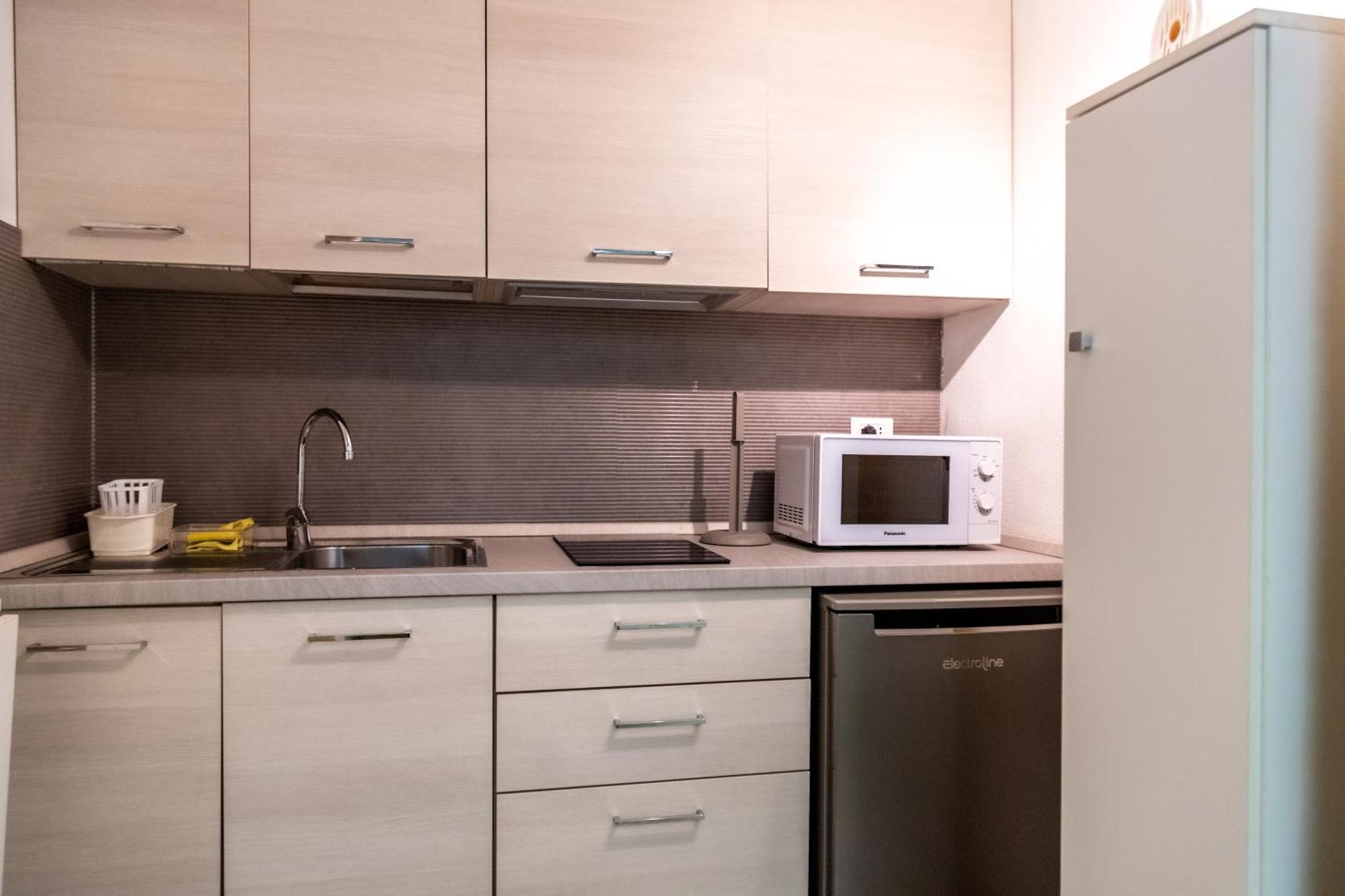 216B - Monolocale Lapigna Sanremo, Centro Storico Apartment Екстериор снимка